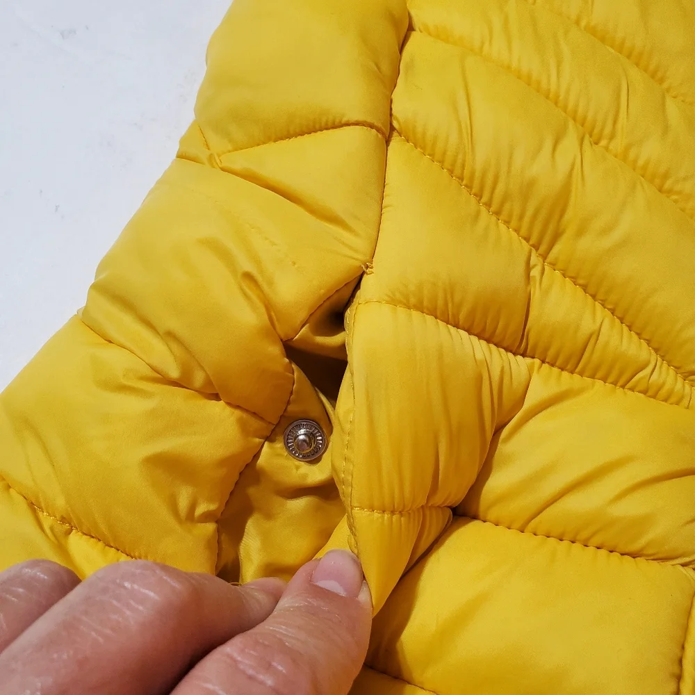 Zara Kids Girls Hooded Zipper Puffer Vest Size 6/7 Yellow